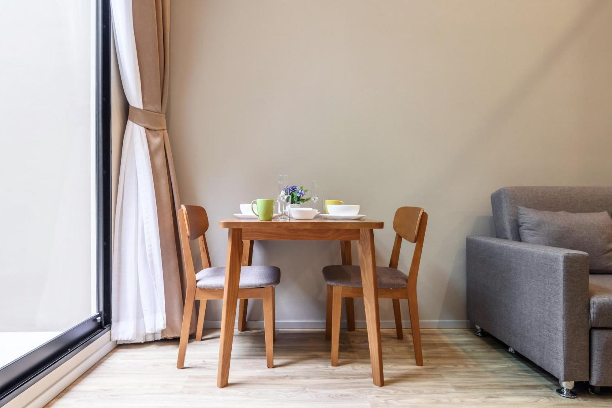 Apartamento Blossom Sathorn By Plearn Bangkok Habitación foto