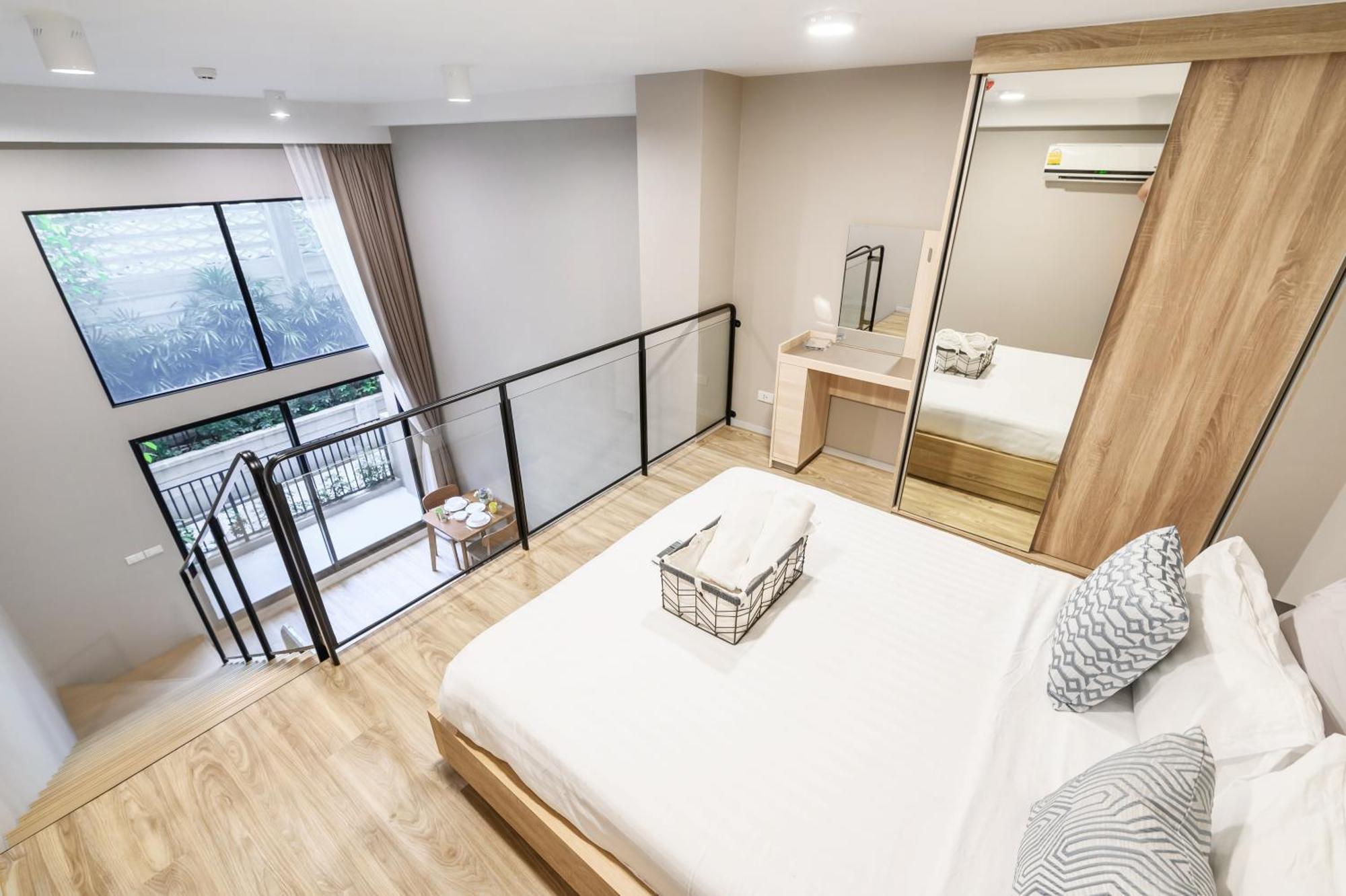 Apartamento Blossom Sathorn By Plearn Bangkok Habitación foto