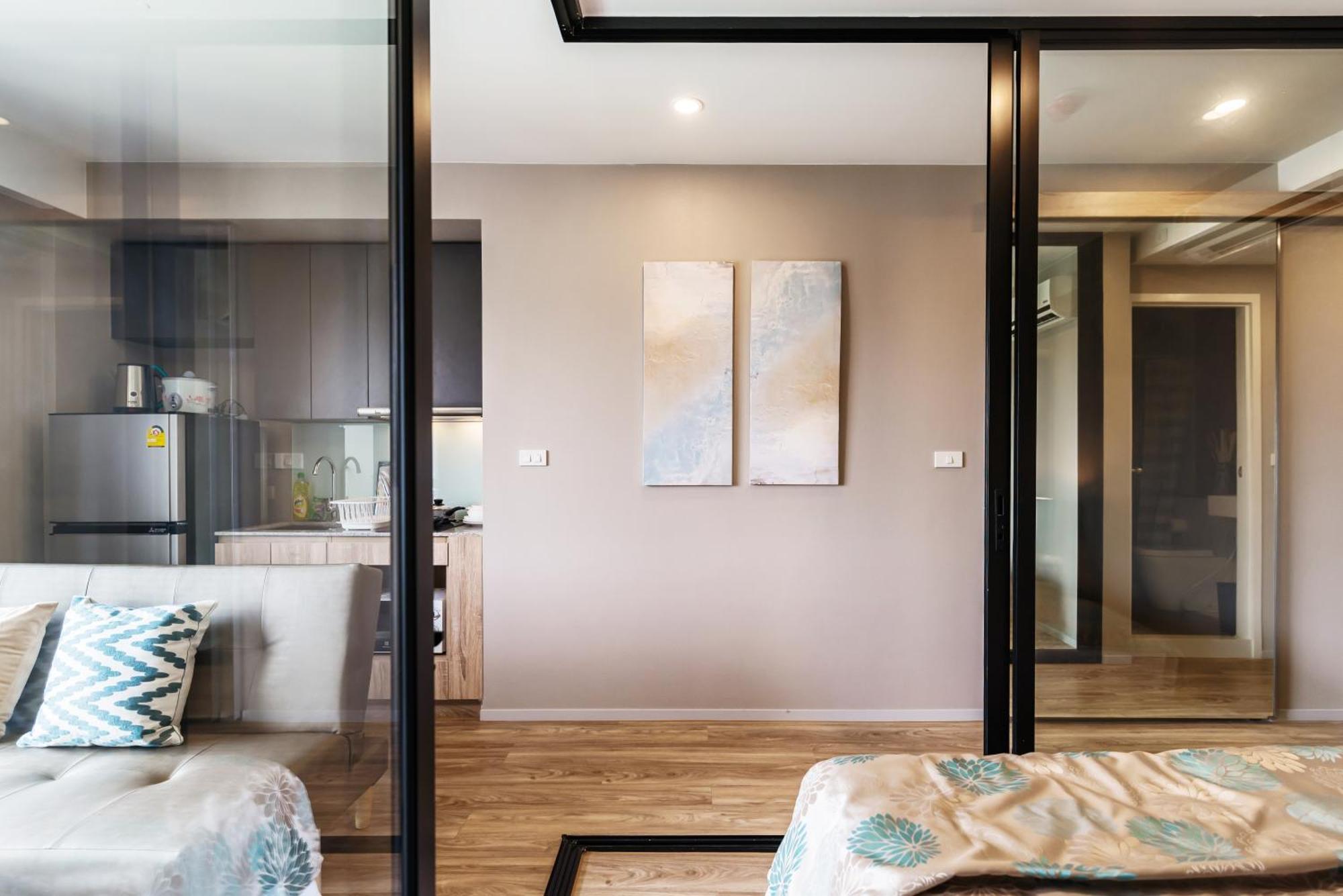 Apartamento Blossom Sathorn By Plearn Bangkok Habitación foto